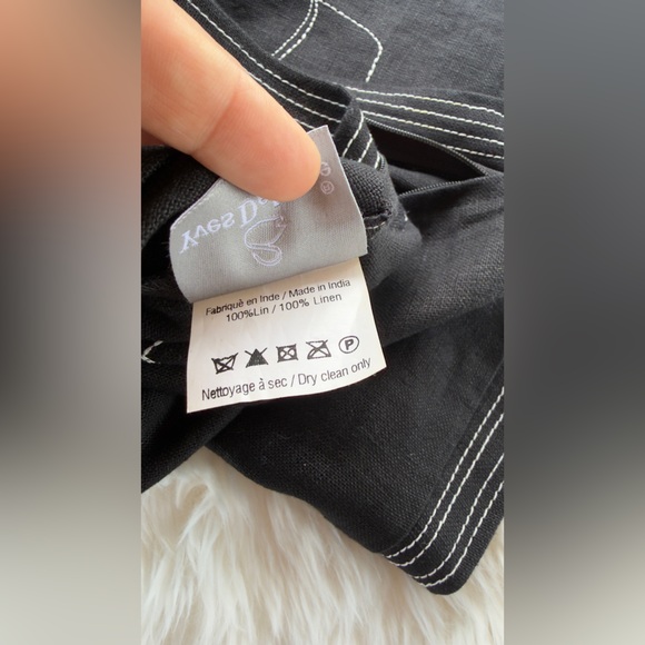 Yves Delorme decorative pillowcase with White Shirt Stitch Design - Picture 9 of 9